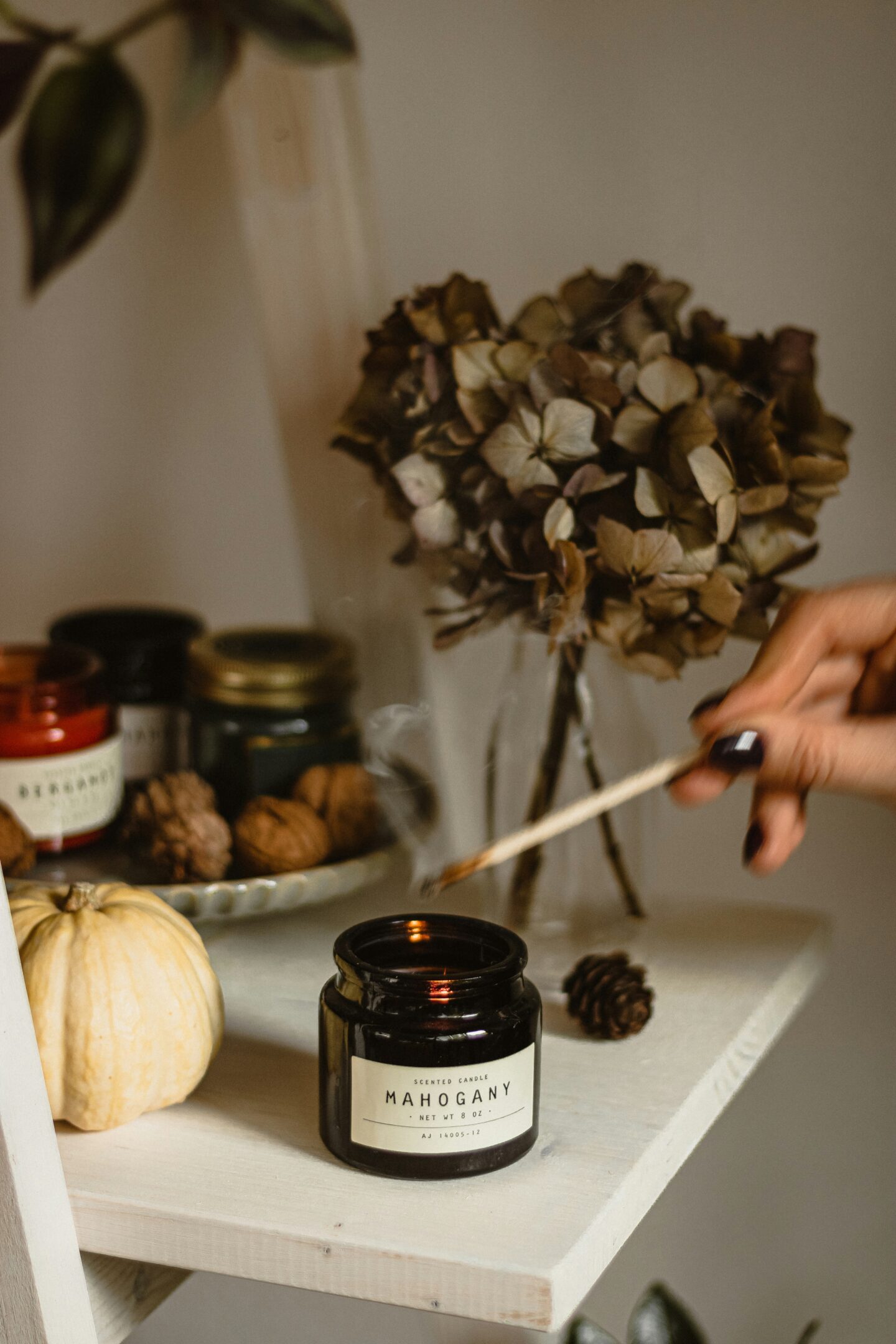 use candles to help set the Mood for a cozy homm