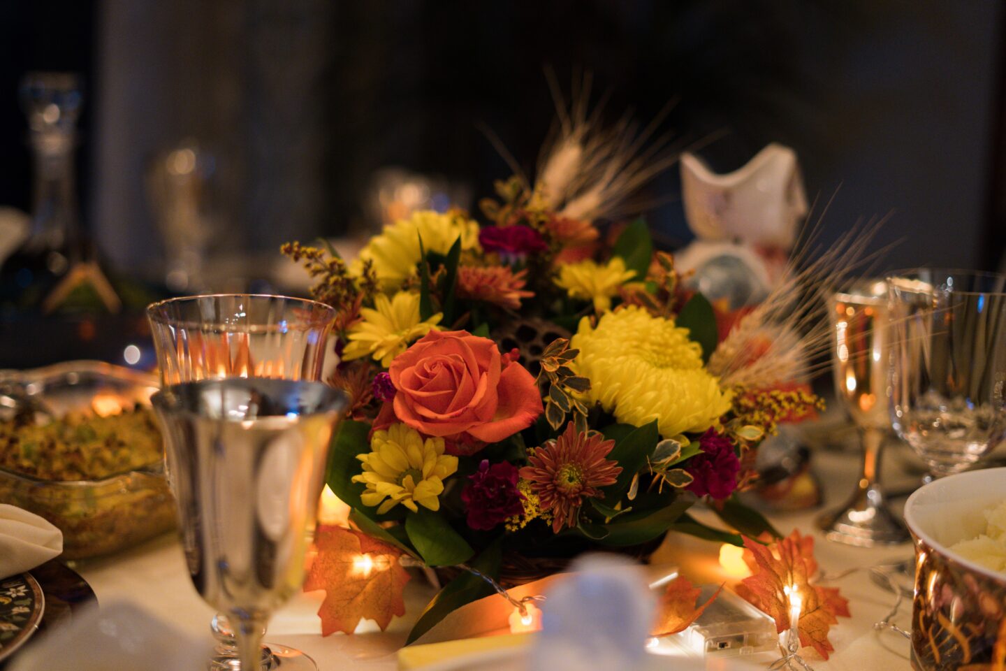 centerpiece flowers for thanksgiving dinner