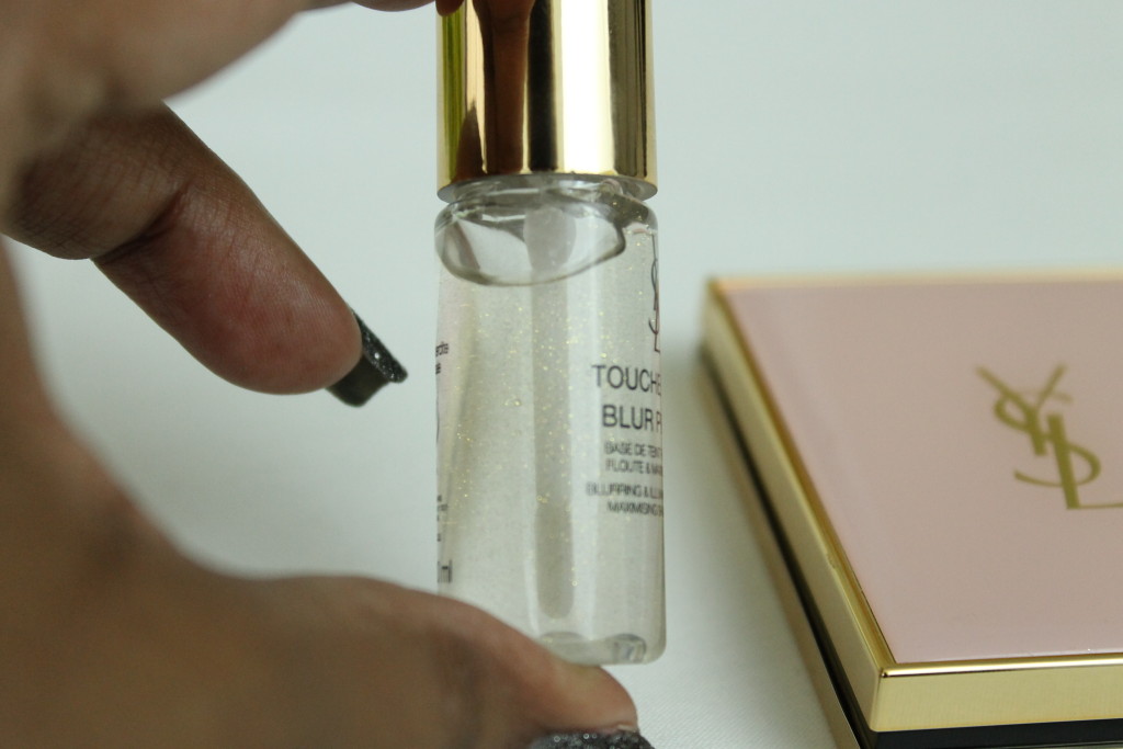 YSL Touche Eclat Blur Primer Detail