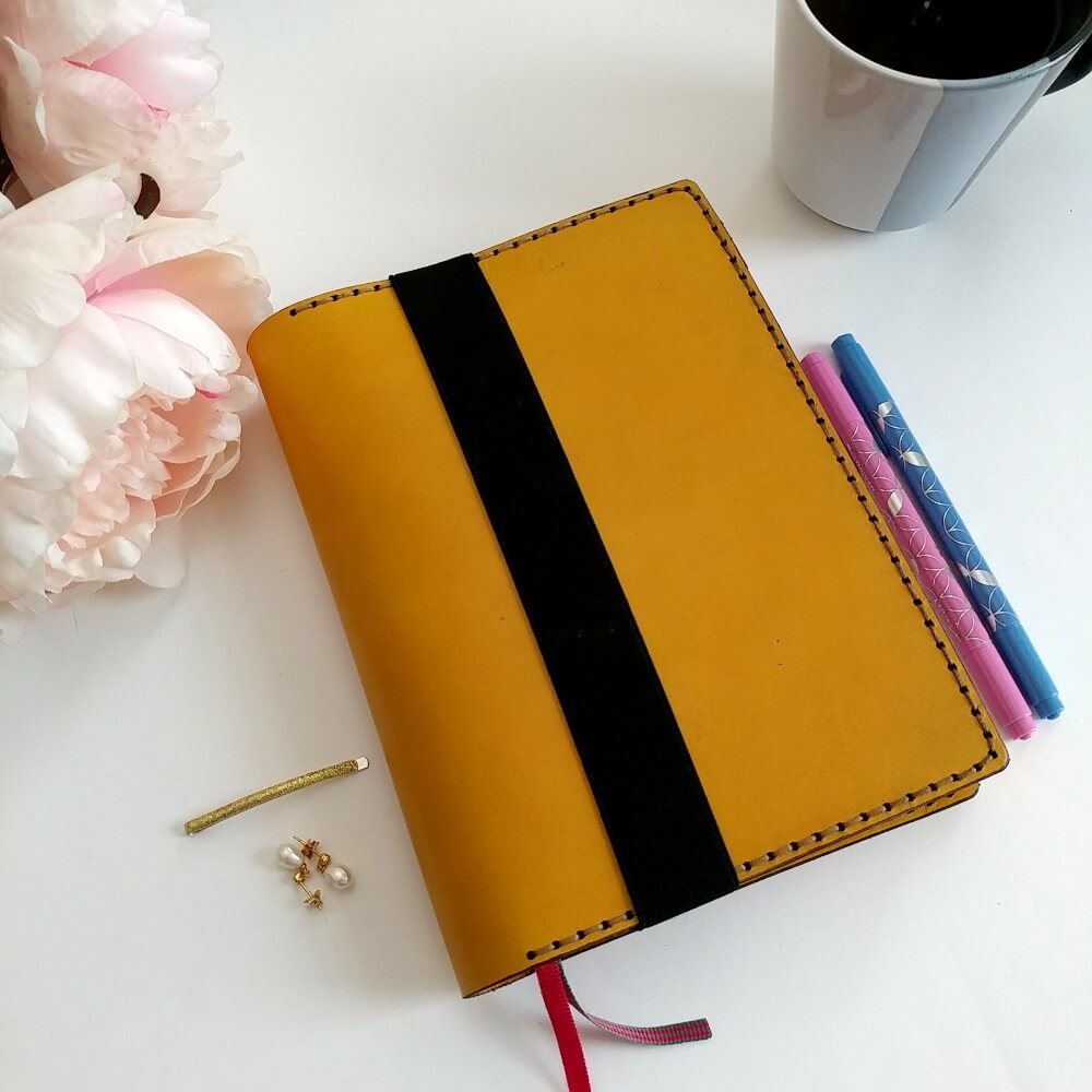 bullet-journal-galen-leather-cover-yellow-patranila-project