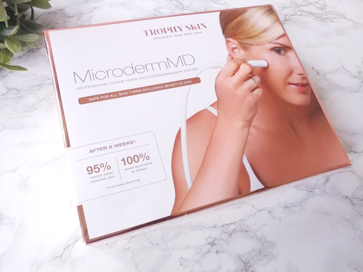 How to Use The Trophy Skin MicrodermMD  At-Home Microdermabrasion Tutorial  