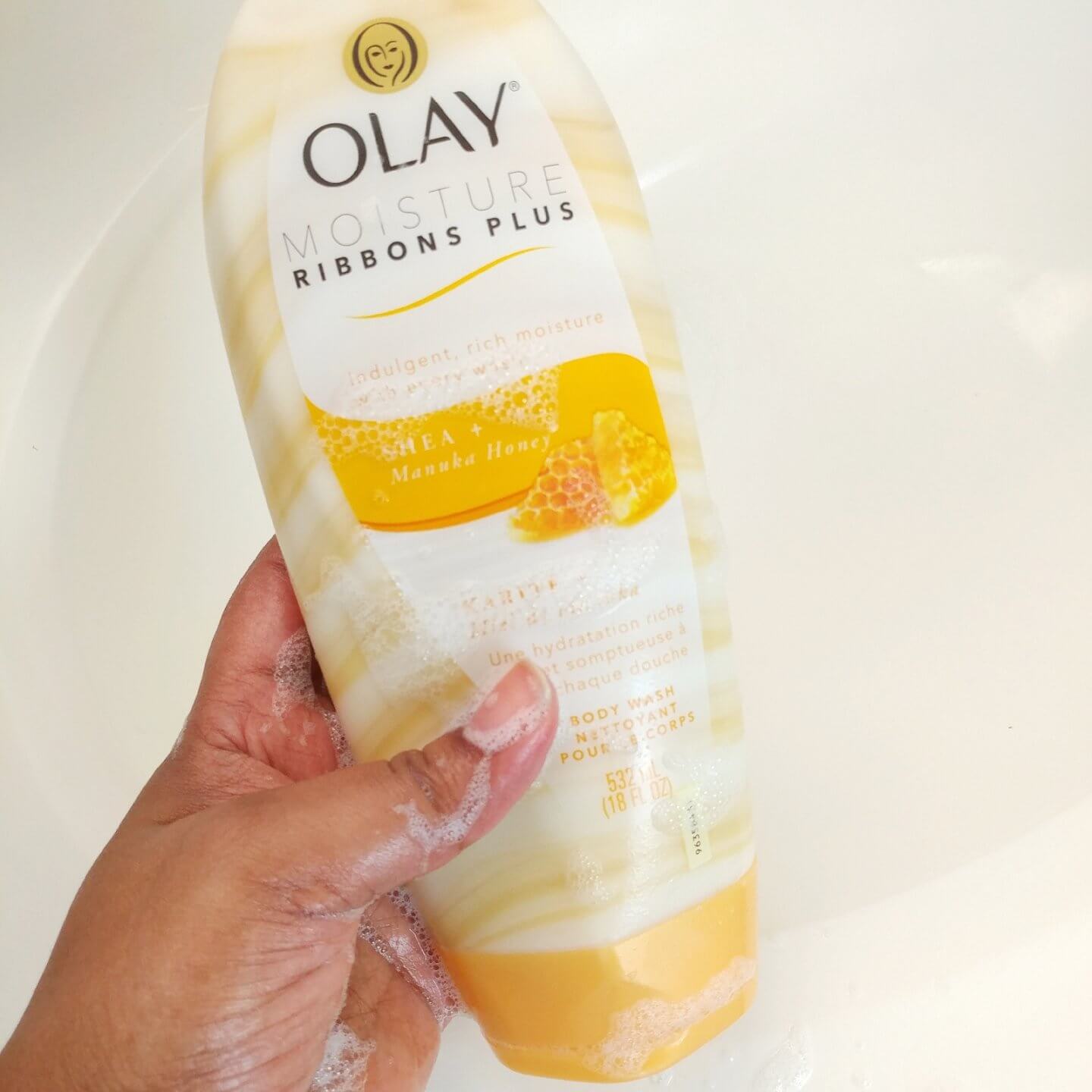 olay moisture ribbons plus body wash