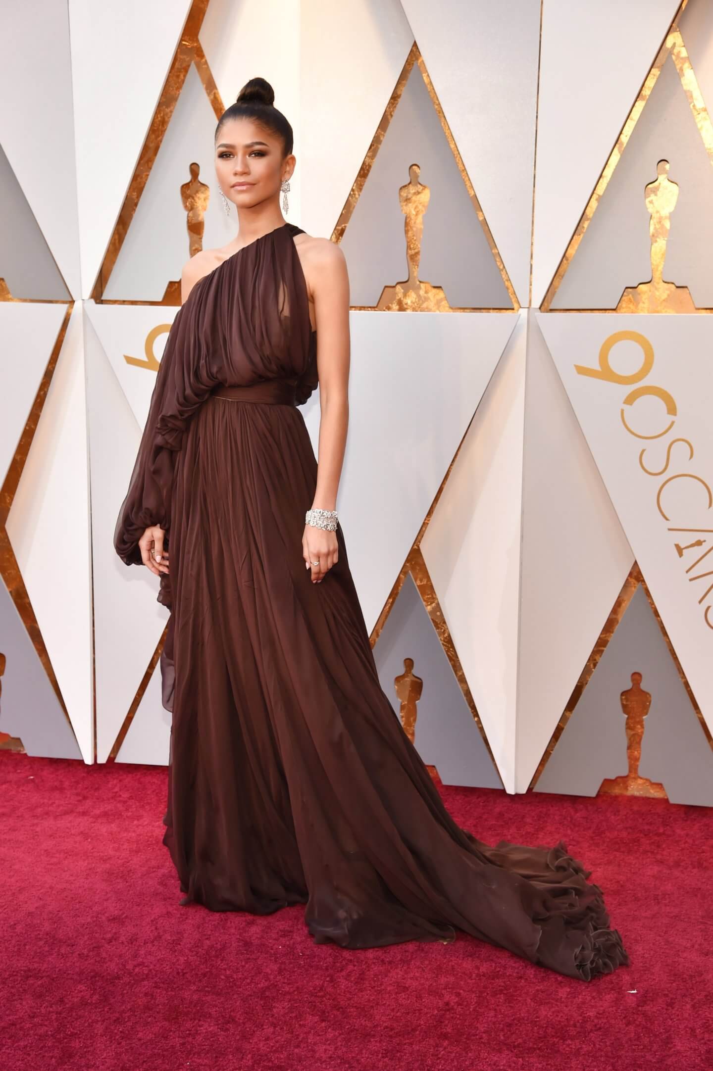 zendaya 2018 oscars red carpet