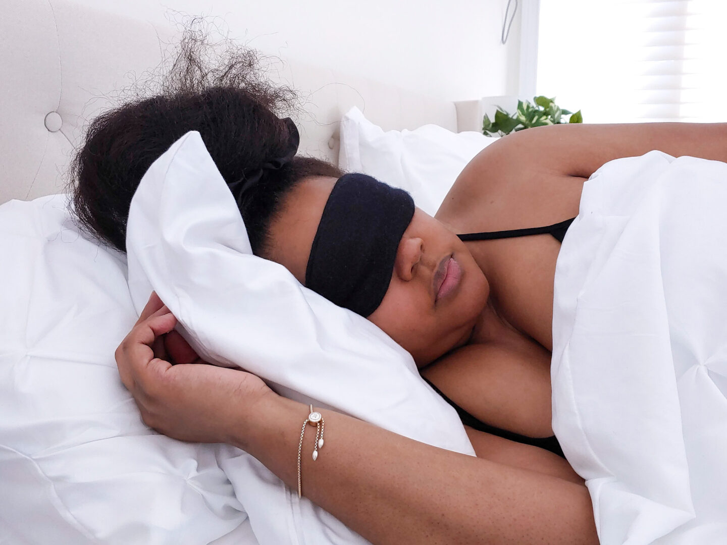 Patranila in her Soft Girl Era, sleeping with a cashmere sleep mask